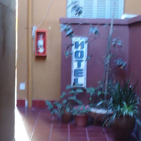 Hotel Apolo Santa Fe Bagian luar foto